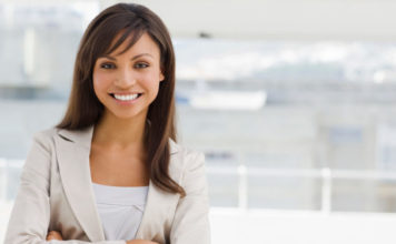 Qualities that a confident woman has in office atmosphere